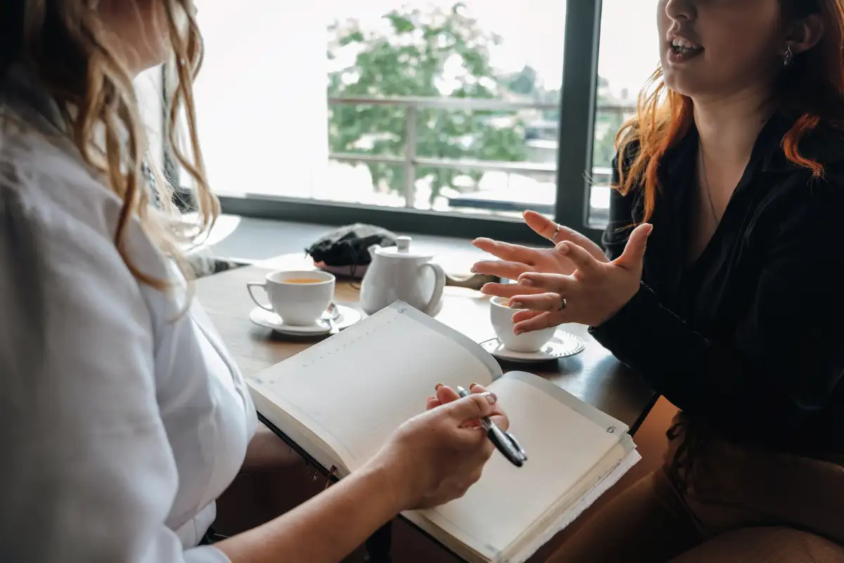 Linguaggio neuro-emozionale a Milano: metodo, esempi e applicazioni pratiche