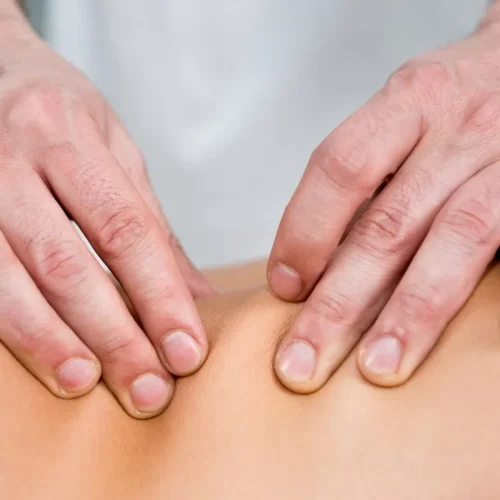Trattamento osteopatico per il mal di schiena a Catania: cosa aspettarsi e come prepararsi