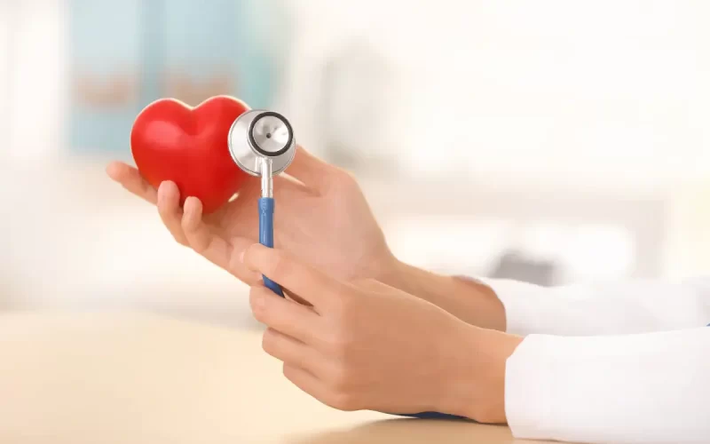 Cardiologo per scompenso cardiaco a Trani: guida pratica a segnali, esami e follow-up