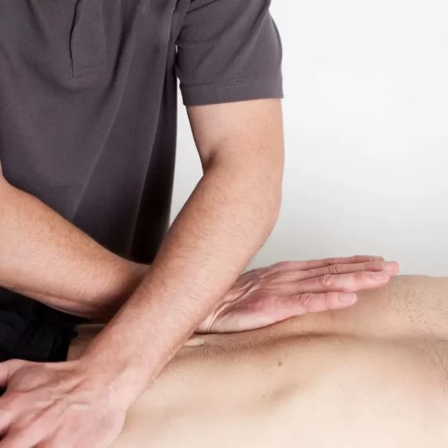 Trattamento osteopatico per dolore cervicale a Catania: cosa aspettarsi e come prevenirne il ritorno