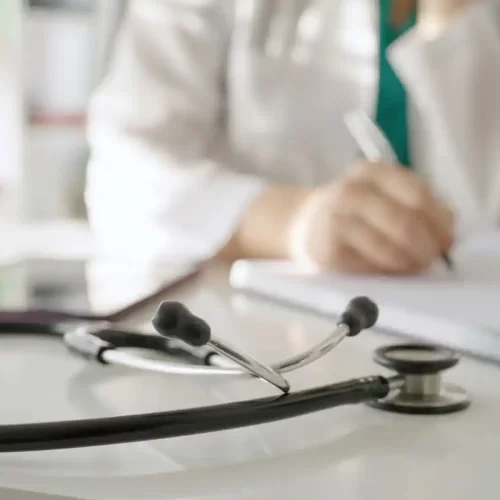 Assistenza infermieristica per IV therapy a Milano: cosa sapere e come prepararsi