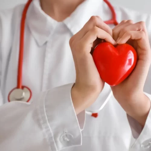 Visita cardiologica a Genova: quando farla, cosa aspettarsi e come prepararsi con il Dott. Andrea Macchione