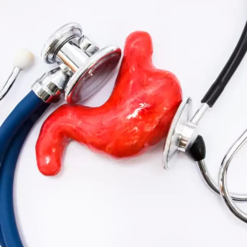 Quando rivolgersi a un gastroenterologo per gastroscopia a Piacenza: criteri, percorso e scelte informate