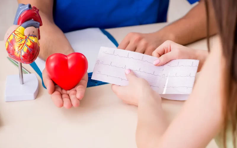 Guida pratica alla visita cardiologica con ecocardiogramma ColorDoppler a Roma EUR